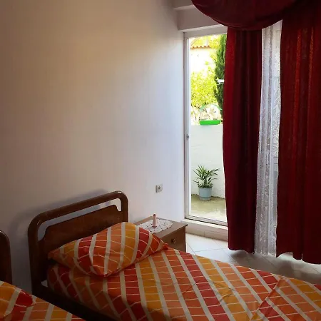 Appartement House In *